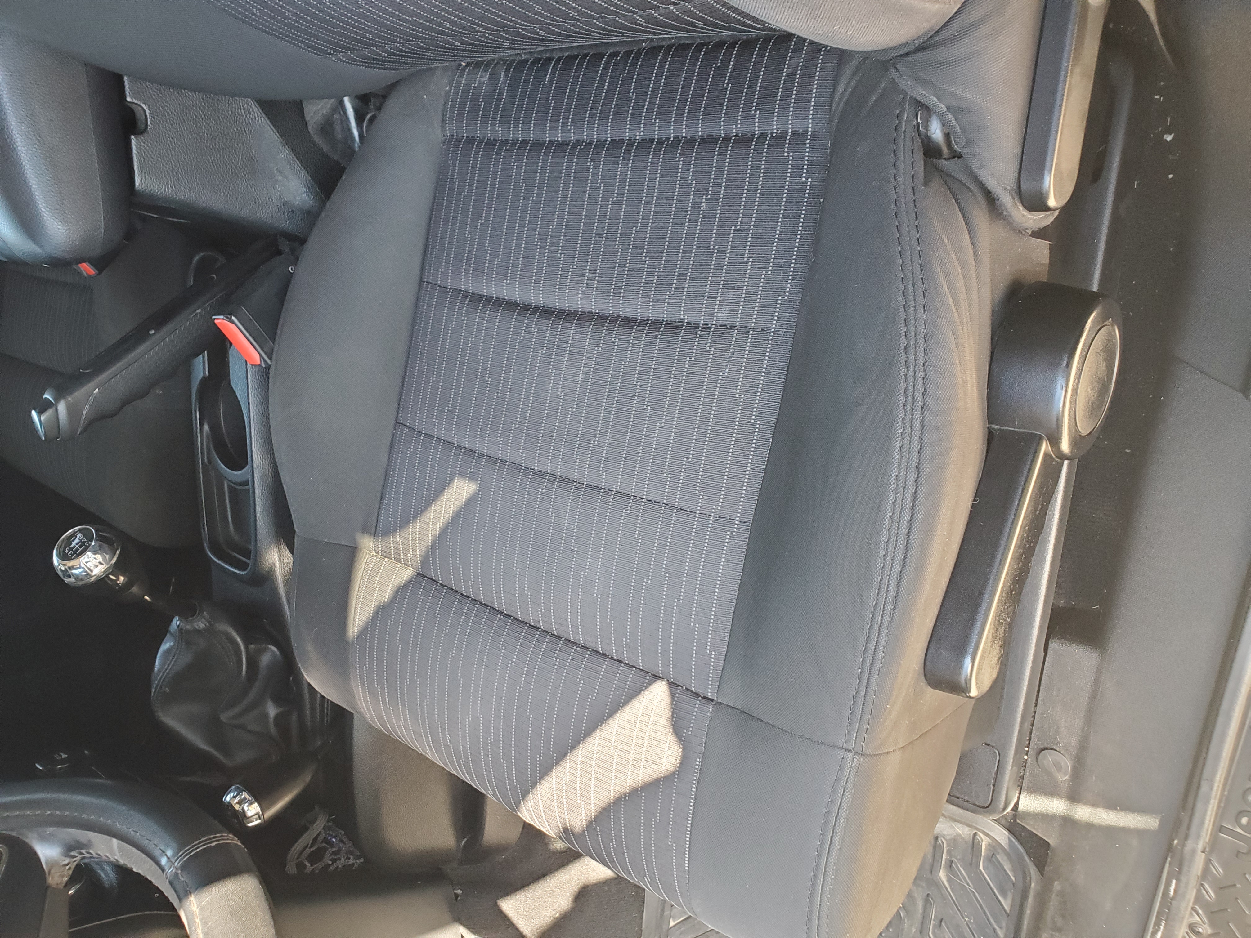 Used 2012 Jeep Wrangler Sport AWD/4WD image 12