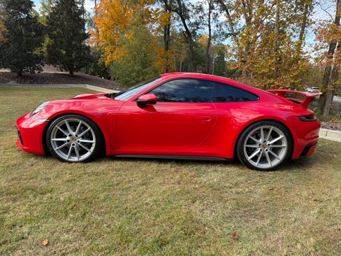 Used 2020 Porsche 911 Carrera image 8