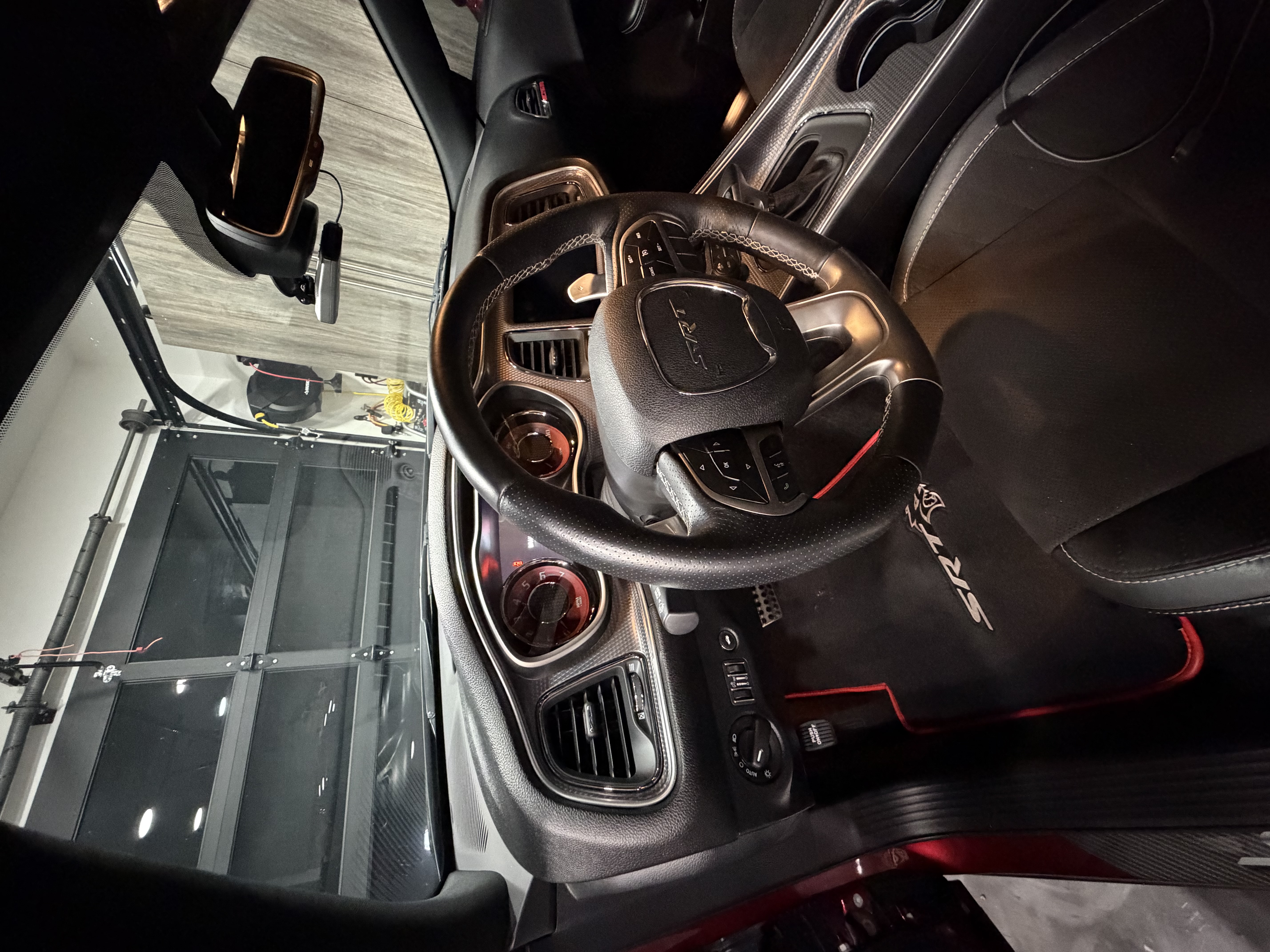 Used 2018 Dodge Challenger SRT Hellcat RWD image 11