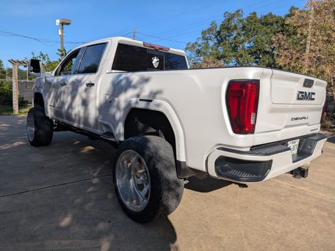 Used 2020 GMC Sierra 2500 Denali w/ Denali Ultimate Package image 14