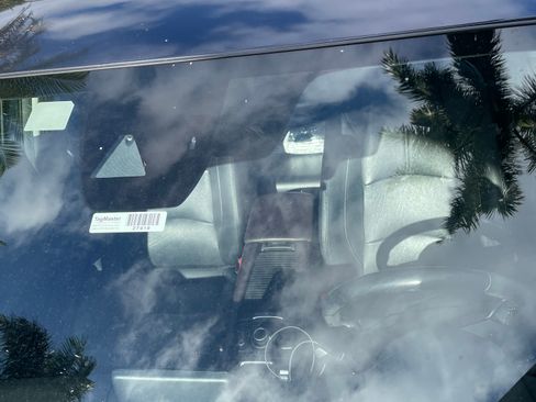 Used 2017 MAZDA MAZDA3 Grand Touring image 5