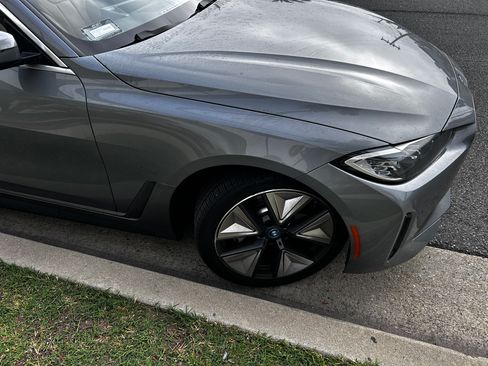 Used 2024 BMW i4 eDrive35 w/ Convenience Package image 2