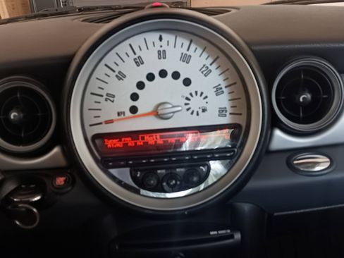 Used 2011 MINI Cooper Hardtop FWD image 12