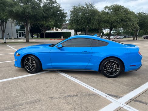Used 2022 Ford Mustang Coupe w/ Equipment Group 101A RWD image 2