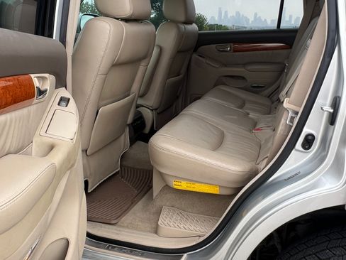 Used 2006 Lexus GX 470 AWD/4WD image 9