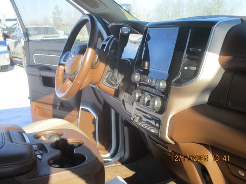 Used 2022 RAM 3500 Laramie image 4