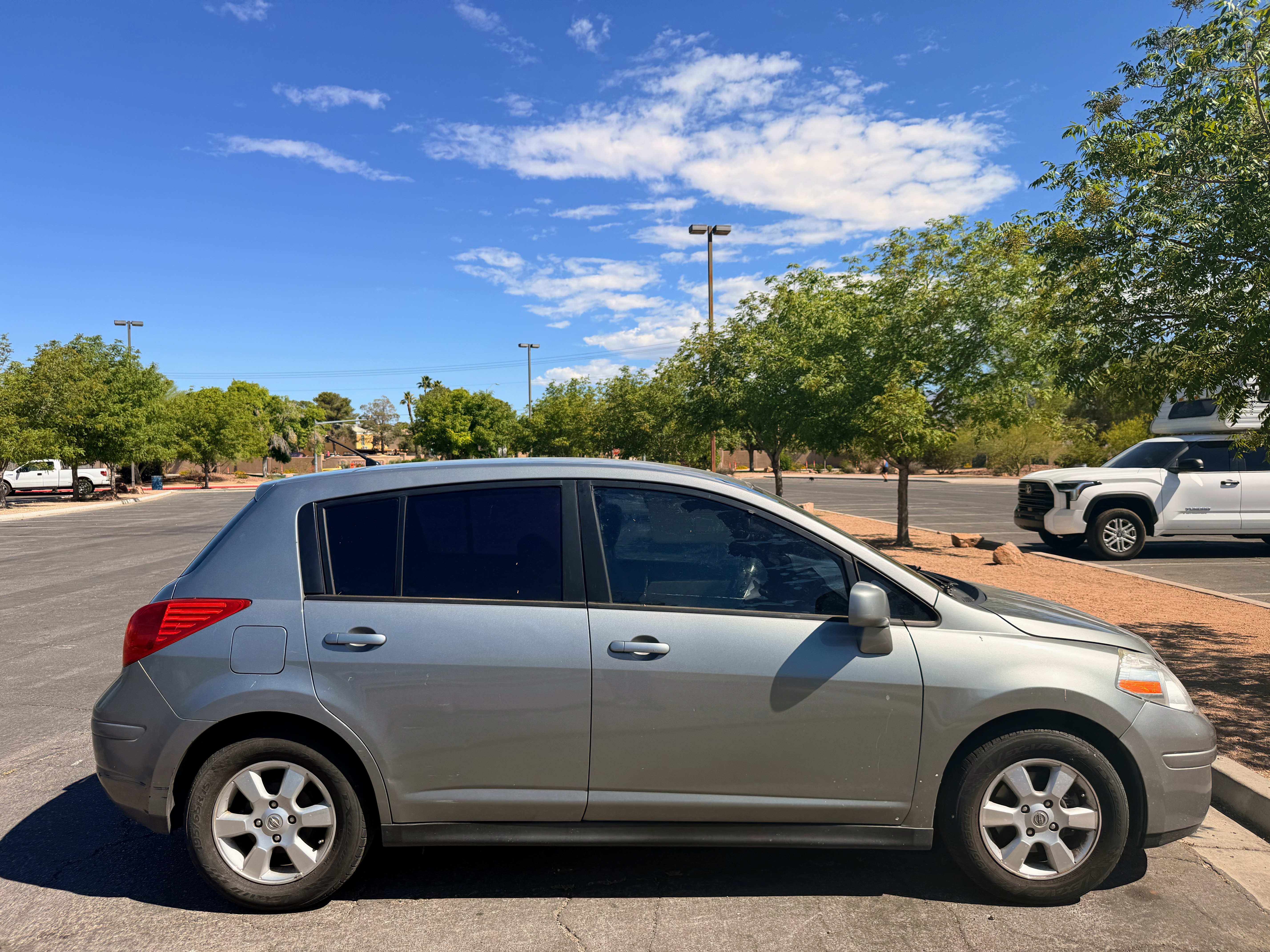 Used 2012 Nissan Versa 1.8 S w/ Special Edition Pkg FWD image 5
