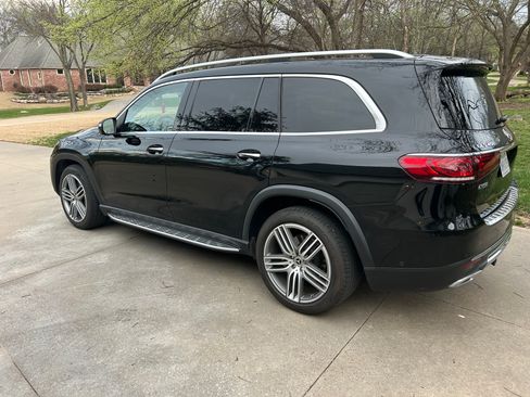 Used 2020 Mercedes-Benz GLS 450 4MATIC image 8