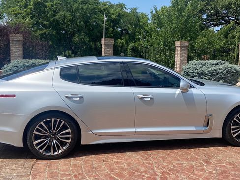 Used 2018 Kia Stinger Premium AWD/4WD image 1