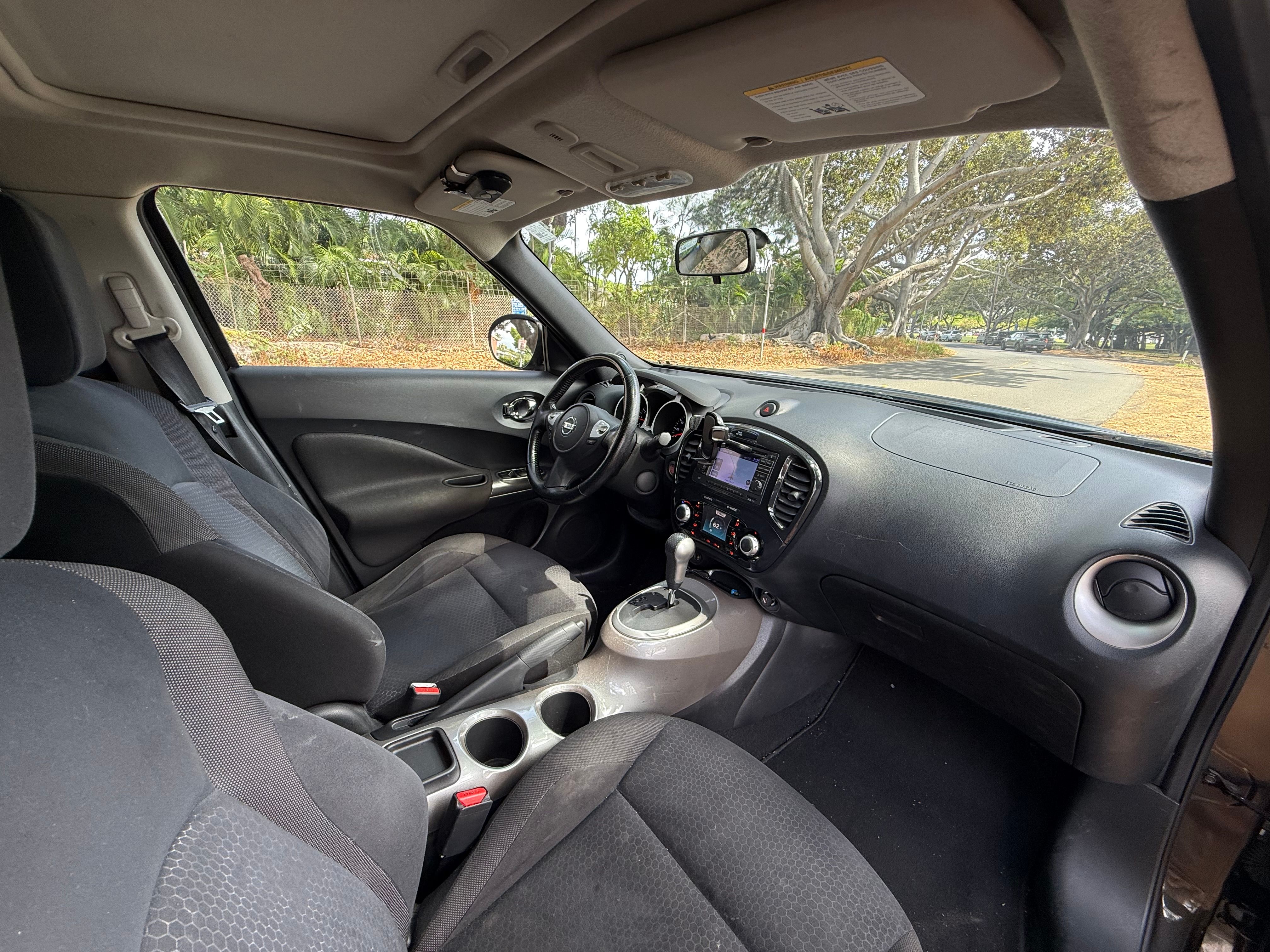 Used 2011 Nissan Juke SV FWD image 15