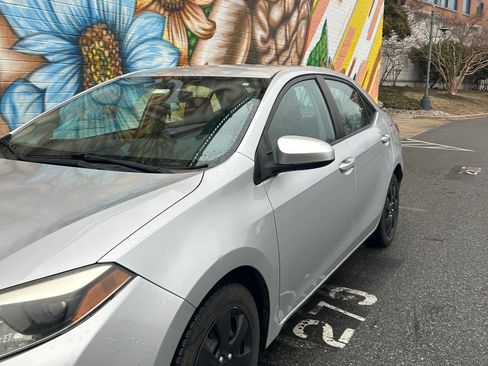 Used 2014 Toyota Corolla LE image 4