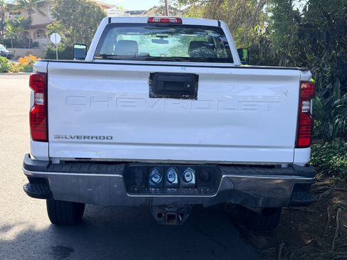 Used 2019 Chevrolet Silverado 2500 W/T image 3