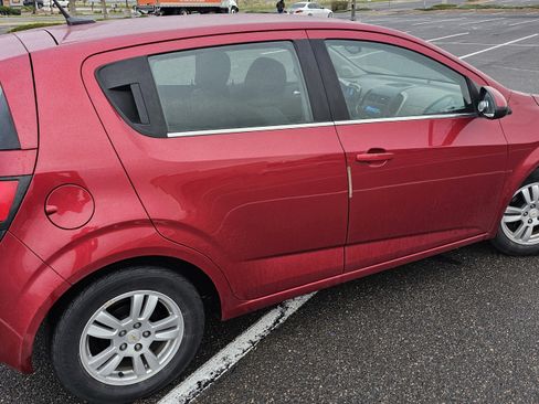 Used 2012 Chevrolet Sonic LT FWD image 17