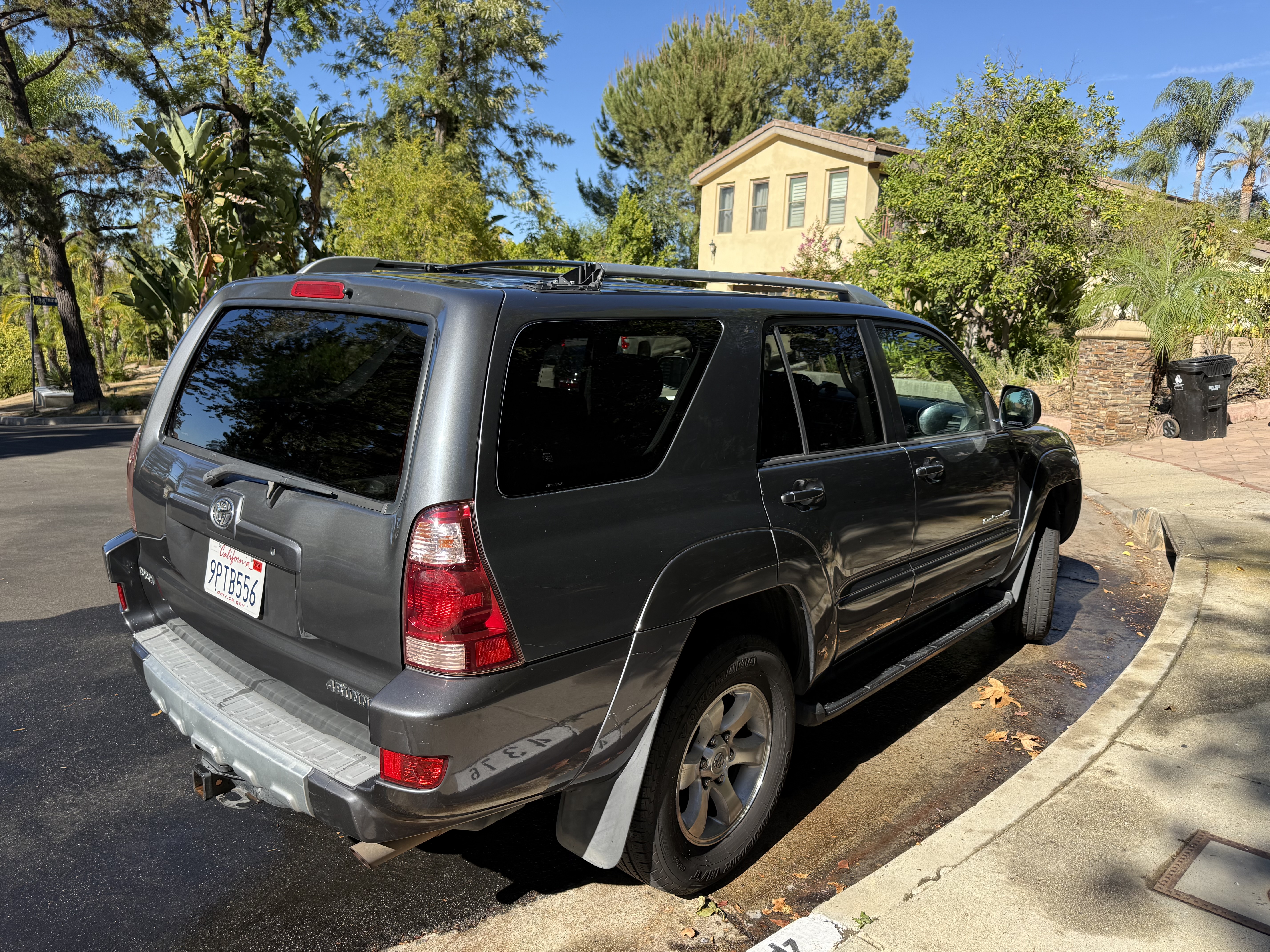 Used 2005 Toyota 4Runner Sport AWD/4WD image 10