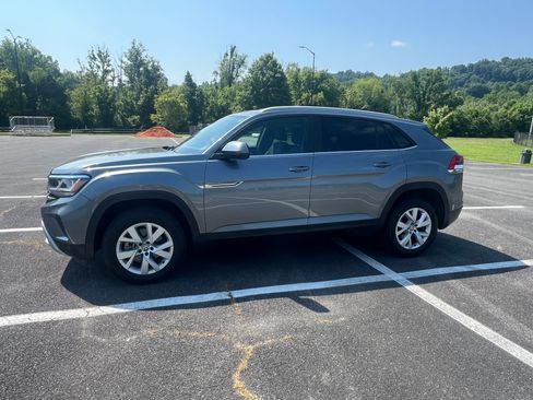Used 2021 Volkswagen Atlas Cross Sport S image 16