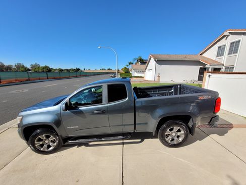 Used 2015 Chevrolet Colorado Z71 w/ LPO, Gearon Bar Package image 4