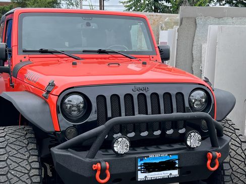 Used 2015 Jeep Wrangler Sport image 10