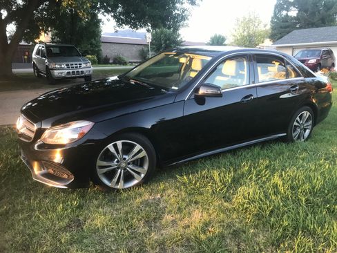 Used 2015 Mercedes-Benz E 350 4MATIC Sedan image 16
