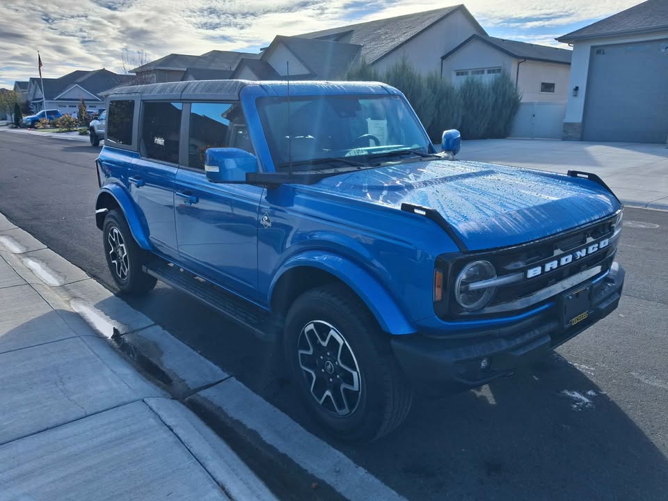Used 2024 Ford Bronco Outer Banks AWD/4WD image 4