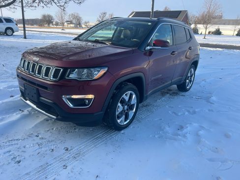 Used 2021 Jeep Compass Limited w/ Sun and Sound Group image 4