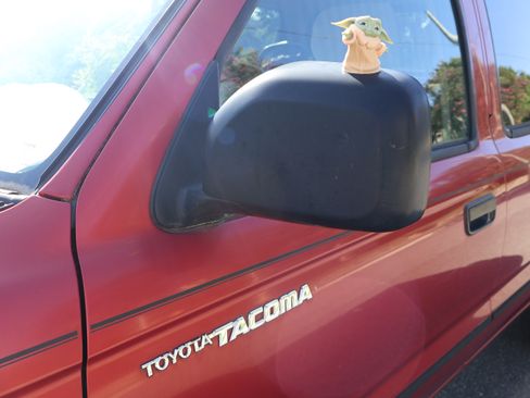 Used 2003 Toyota Tacoma PreRunner w/ Pwr Pkg w/ Mirrors RWD image 5