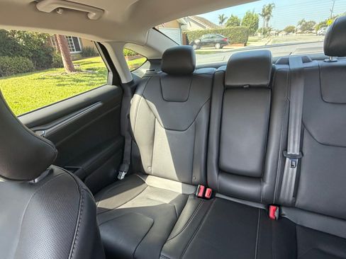 Used 2016 Ford Fusion Titanium FWD image 12