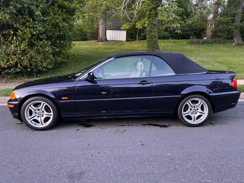 Used 2001 BMW 325Ci Convertible RWD image 6
