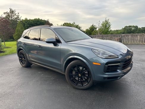 Used 2019 Porsche Cayenne S AWD/4WD image 5