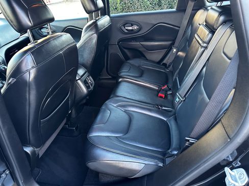 Used 2014 Jeep Cherokee Limited w/ Technology Group image 10