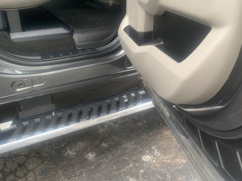 Used 2017 Ford F350 XLT image 4