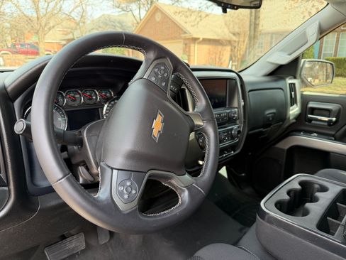 Used 2018 Chevrolet Silverado 1500 LT w/ Texas Edition image 20
