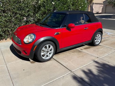Used 2010 MINI Cooper Convertible FWD image 1