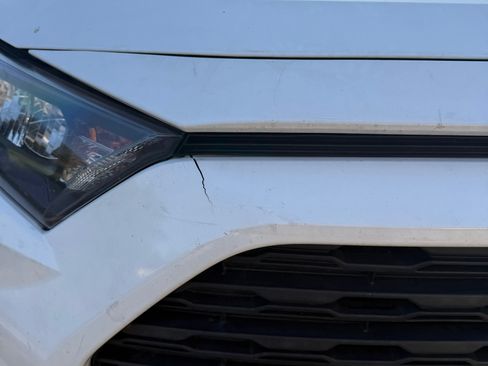 Used 2021 Toyota RAV4 LE image 19