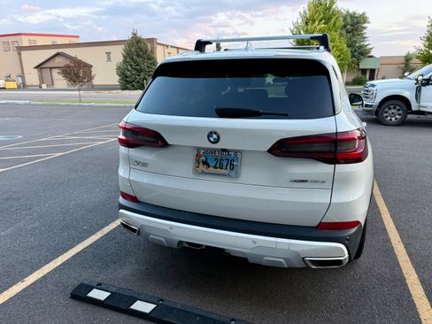 Used 2021 BMW X5 xDrive45e w/ Executive Package image 29