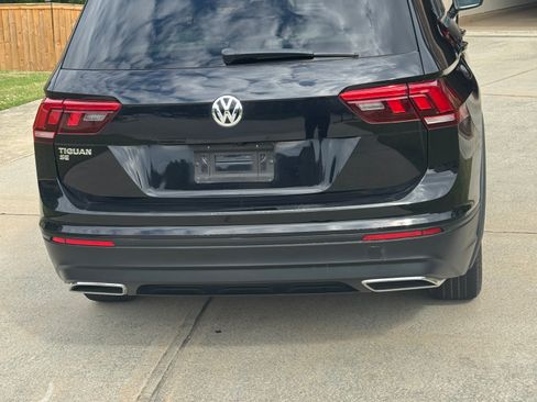 Used 2019 Volkswagen Tiguan SE FWD image 4