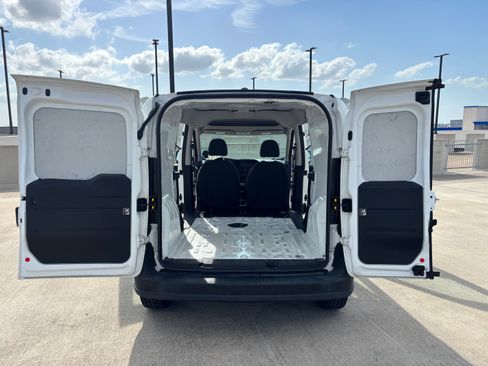 Used 2020 RAM ProMaster City Tradesman FWD image 10