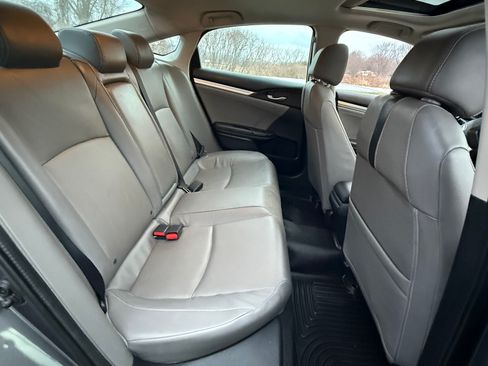 Used 2017 Honda Civic EX-L image 2