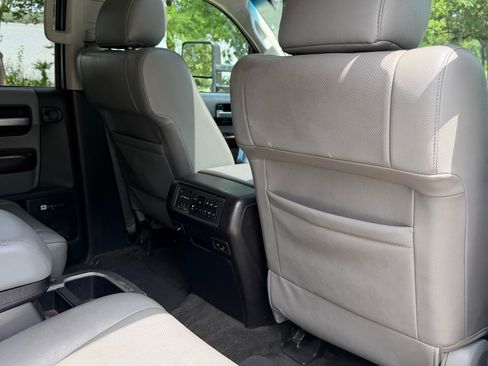 Used 2014 Toyota Sequoia Platinum AWD/4WD image 22