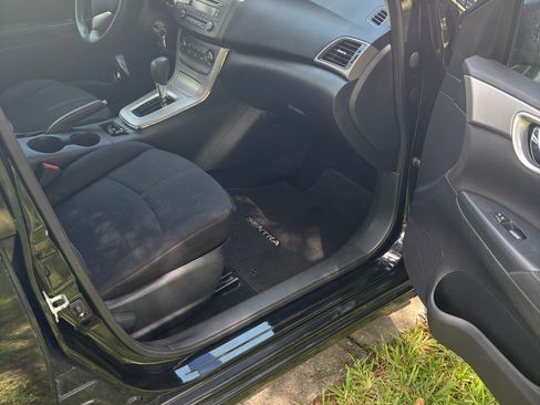 Used 2014 Nissan Sentra S FWD image 9