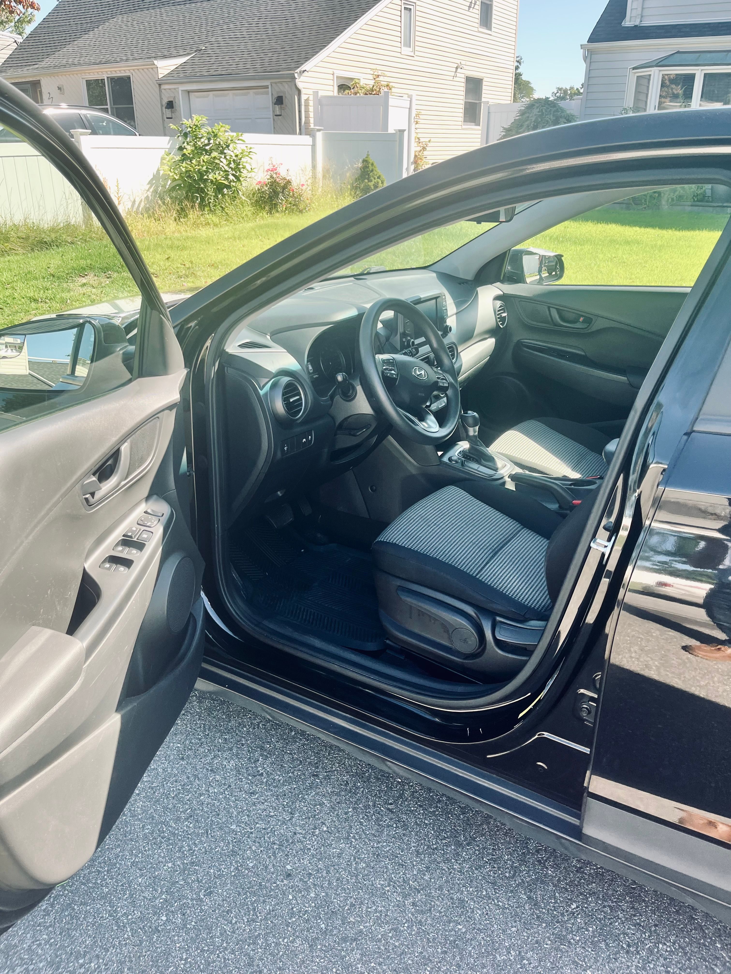 Used 2019 Hyundai Kona SE AWD/4WD image 5