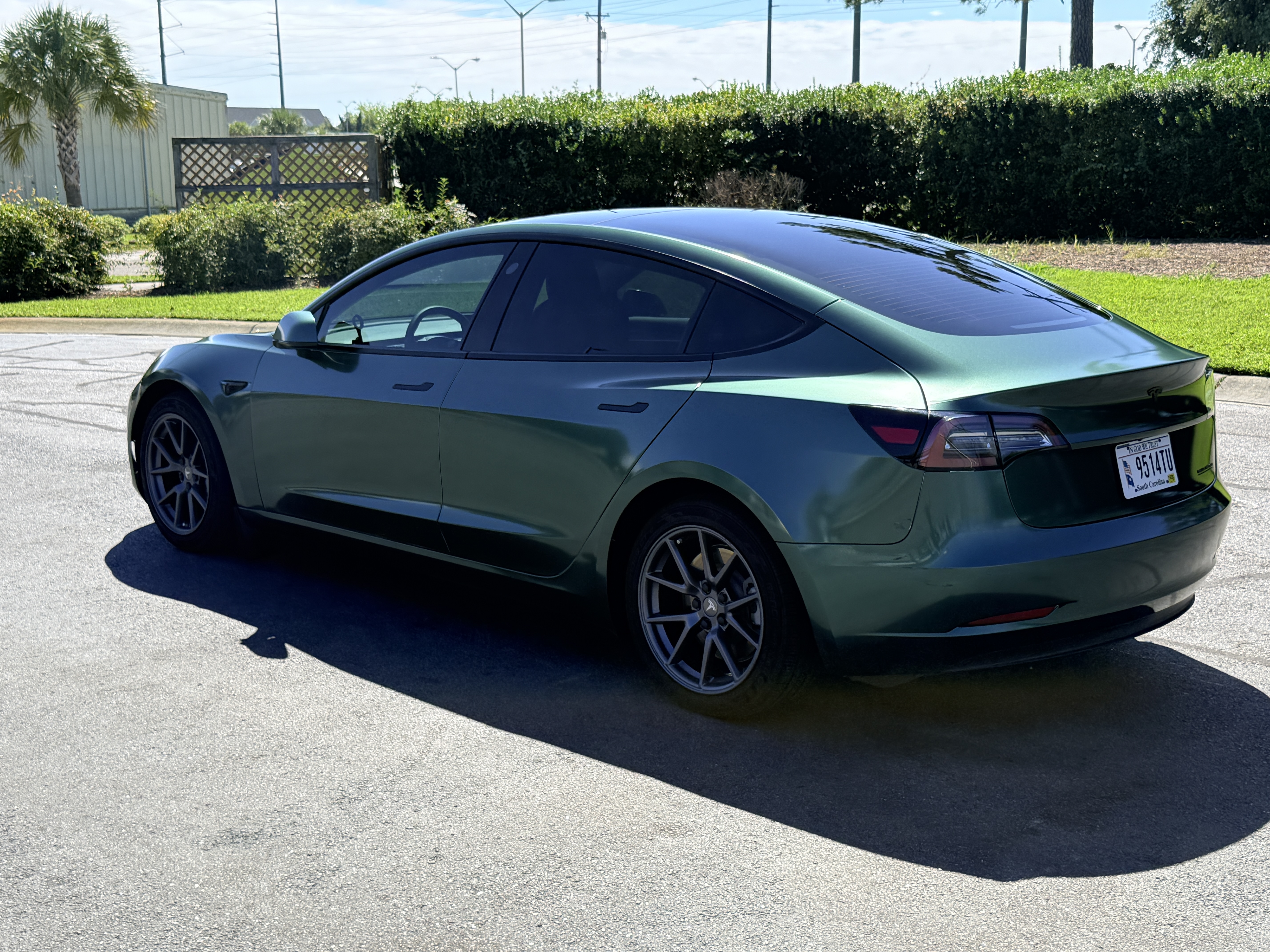 Used 2022 Tesla Model 3 Long Range AWD/4WD image 4