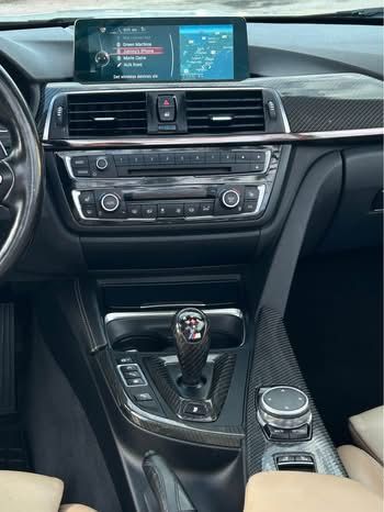 Used 2016 BMW M4 Convertible RWD image 12