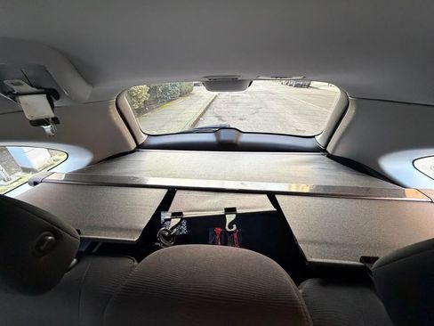 Used 2011 Honda CR-V LX image 14