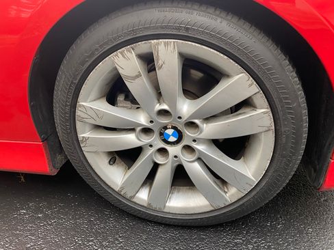 Used 2006 BMW 325i Sedan RWD image 16