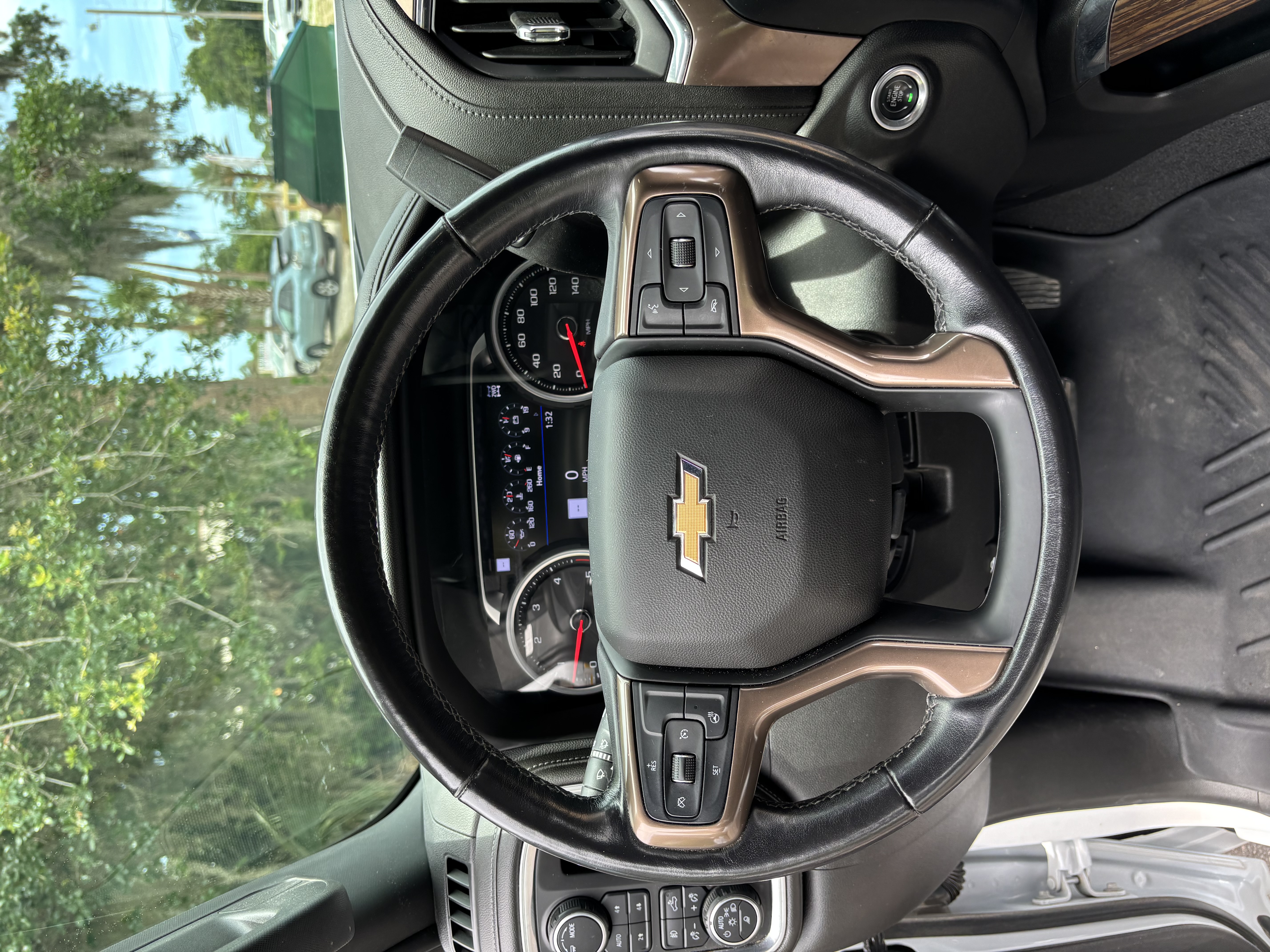 Used 2022 Chevrolet Silverado 3500 High Country AWD/4WD image 12
