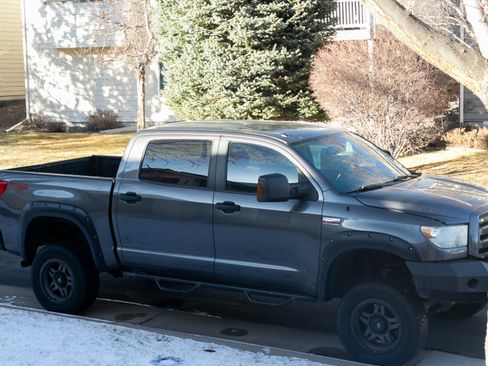 Used 2012 Toyota Tundra SR5 image 1