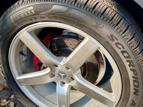 Used 2013 Mercedes-Benz ML 350 ML 350 Sport Utility 4D image 16