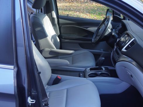 Used 2016 Honda Pilot EX-L image 9