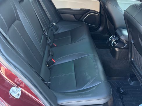 Used 2019 Alfa Romeo Giulia Sedan 4D image 10