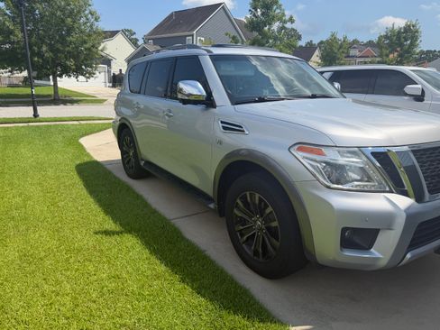 Used 2017 Nissan Armada Platinum w/ Captain Seat Package AWD/4WD image 11